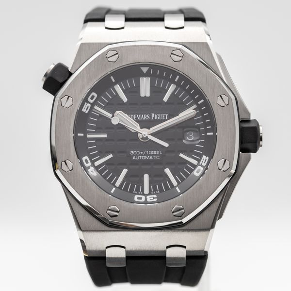 Audemars Piguet Royal Oak Offshore 15710ST.OO.A002CA.01